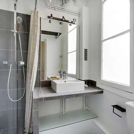 Elegance & Parisian Charm In Heart Of Rive Gauche شقة باريس